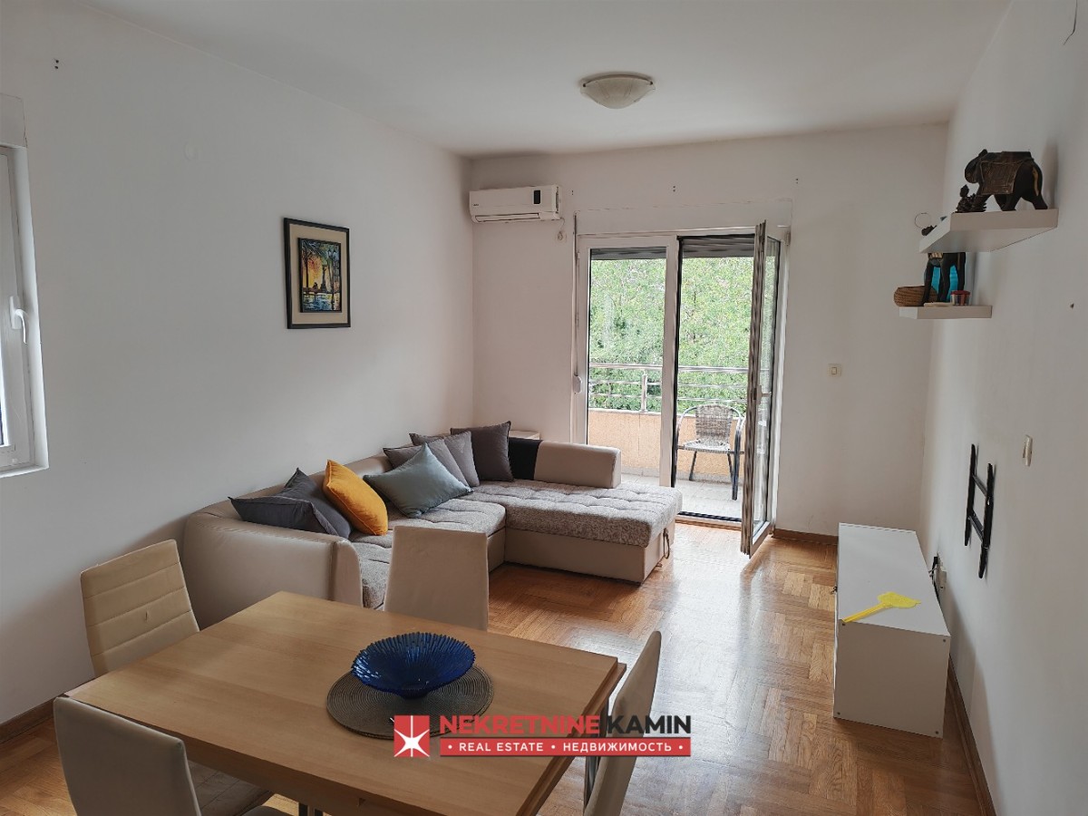 Lovely one bedroom apartment near the city center, Budva